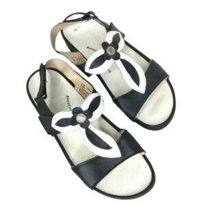 Barefoot Freedom Alana Black & White Sandals